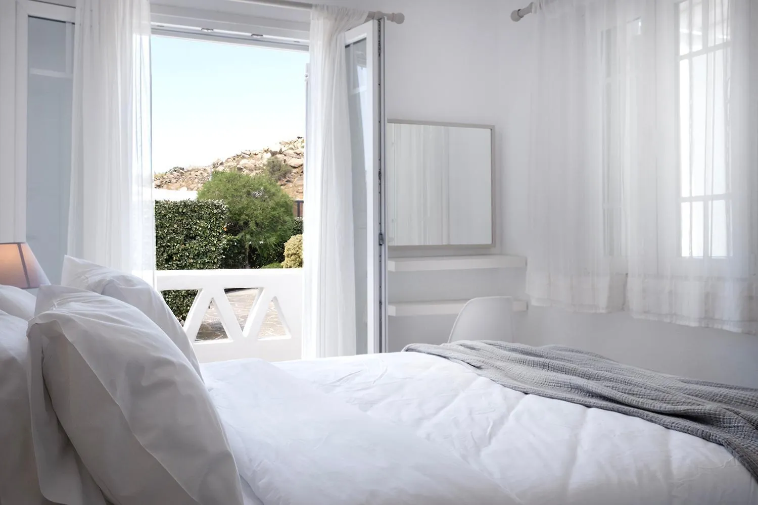 Baos Pool Villas Mykonos Town