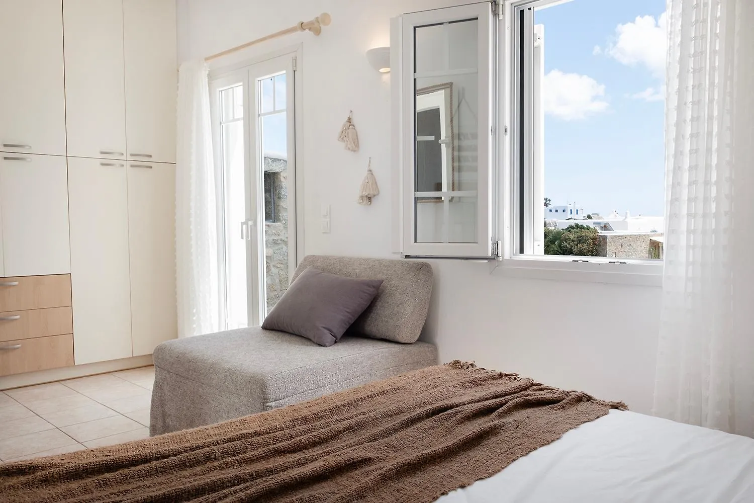 Baos Pool Villas Mykonos Town